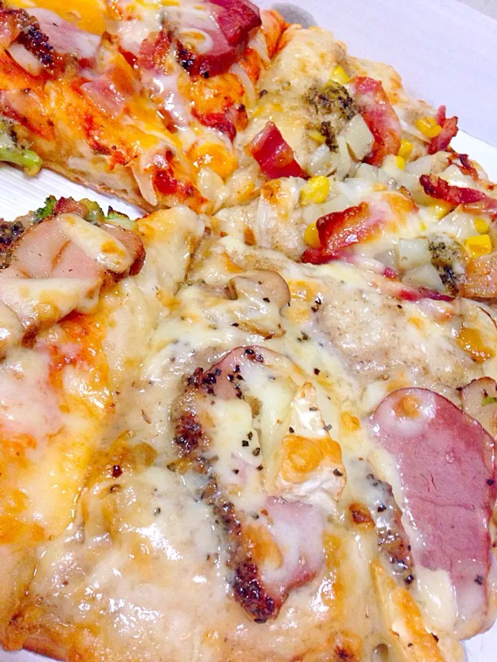 冬の味覚たっぷりピザ|あやにん食堂さん