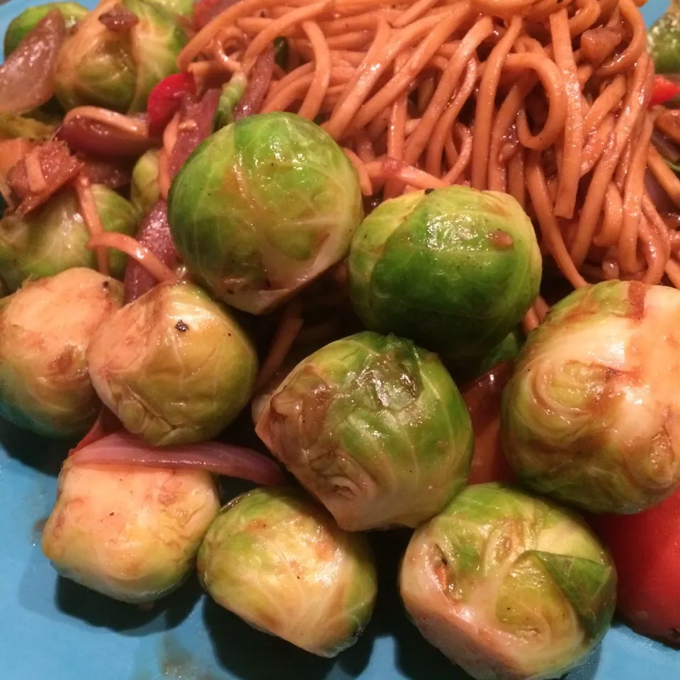 Savoury sprouts with noodles|Nick Hiderさん