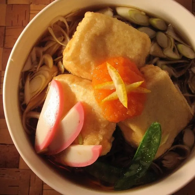 ゆゆさんの揚げだし豆腐のせ年越し蕎麦 #レシピブログ #RecipeBlog|レシピブログさん