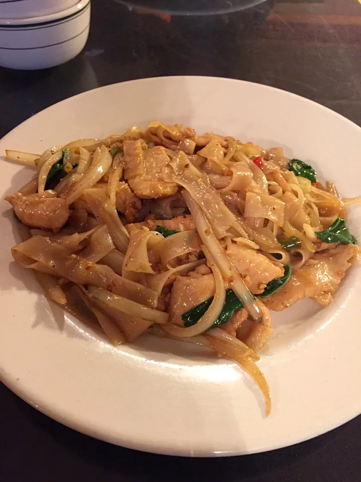 Drunken Noodle|TRANnosaurusさん