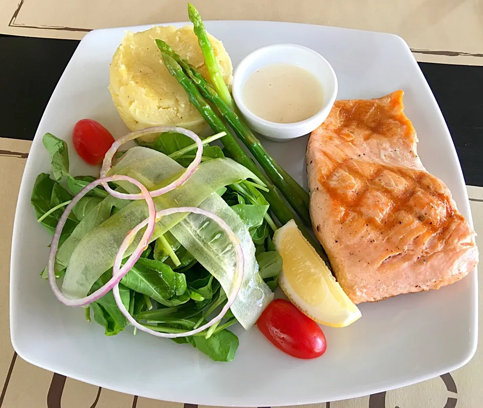 Salmon Steak|Kararak & Foodsさん