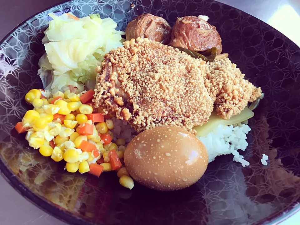 Snapdishの料理写真:炸排骨飯|Orangeさん