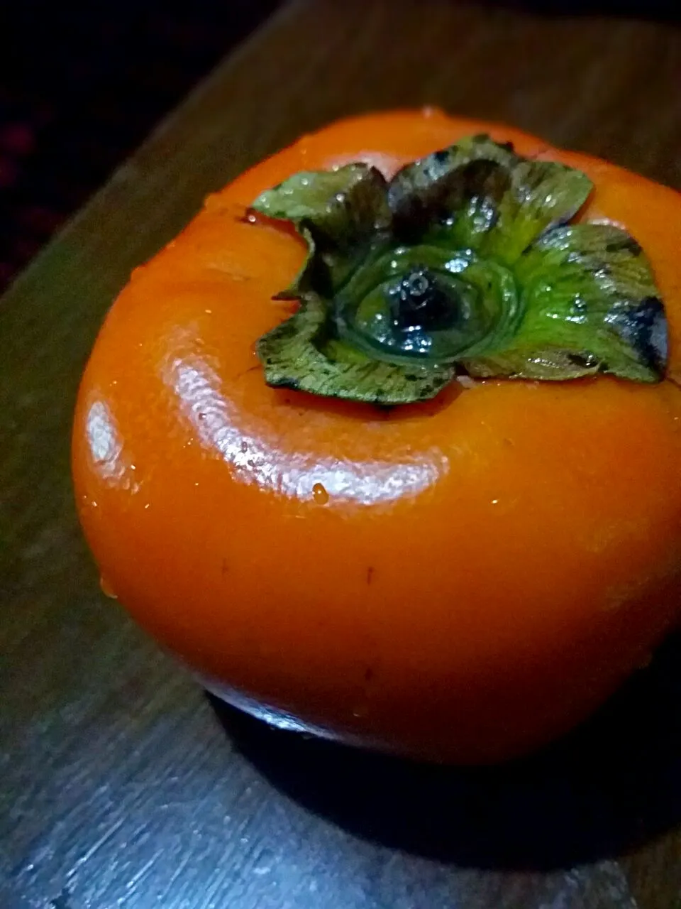 First time to see a Persimmon. It's imported from Korea~ ♡|Mikaela Cunananさん