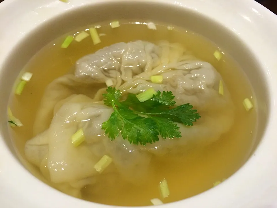 Snapdishの料理写真:Scallop dumpling soup @  Red House Seafood|Ong Sor Fernさん