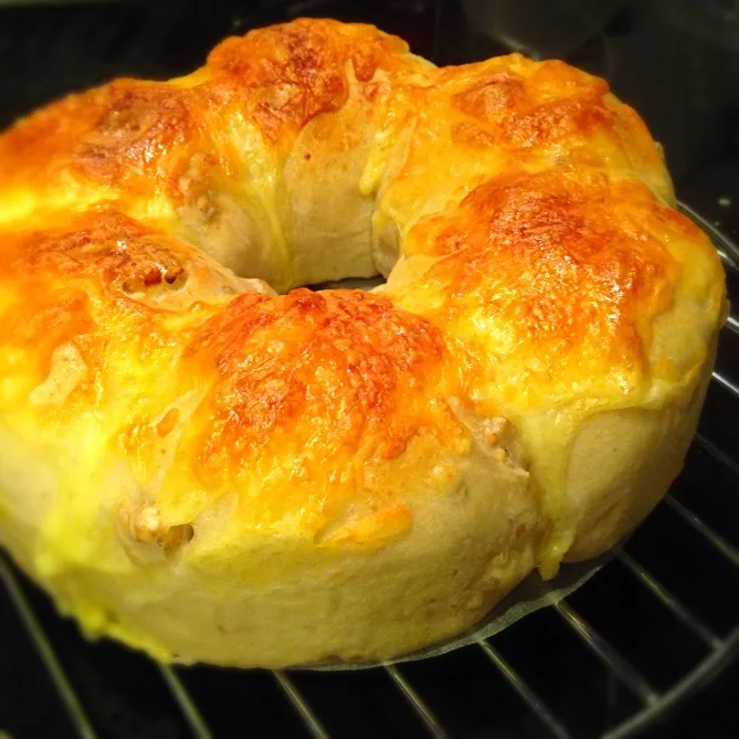 新年2作めはくるみチーズのちぎりパン♡|suchさん