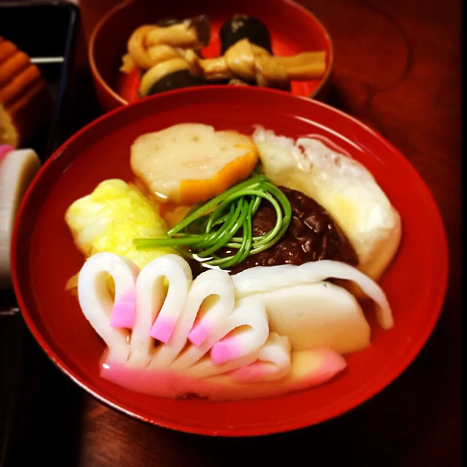 Snapdishの料理写真:鶏肉忘れた『お雑煮』。|ぱんださん