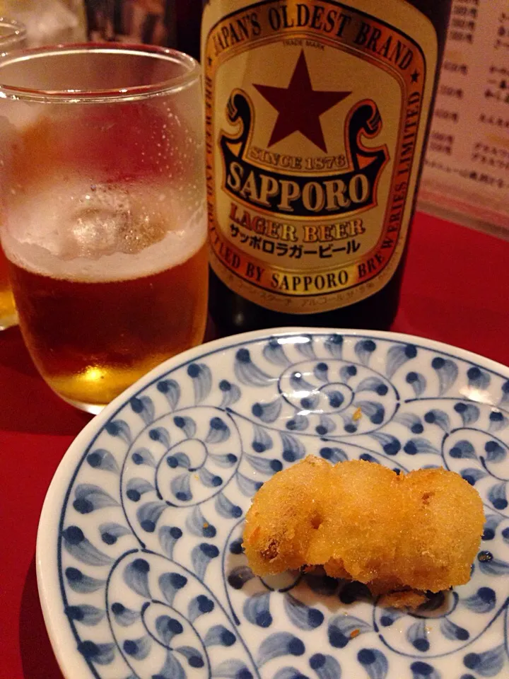 瓶ビールは赤星。わたくしは赤星大好き。|しらこさん