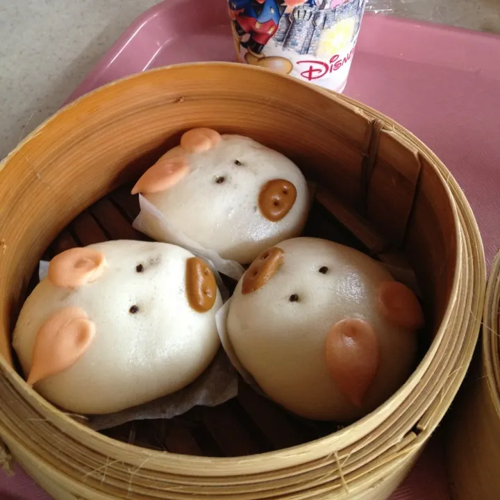 Snapdishの料理写真:Buns at Disneyland Hong Kong|Elaineさん