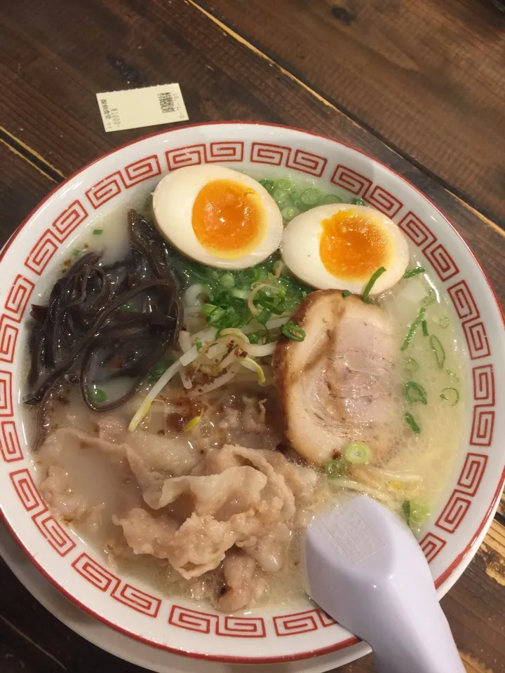 Snapdishの料理写真:キャナルシティのラーメンスタジアムで。「復刻食堂」|織友さん