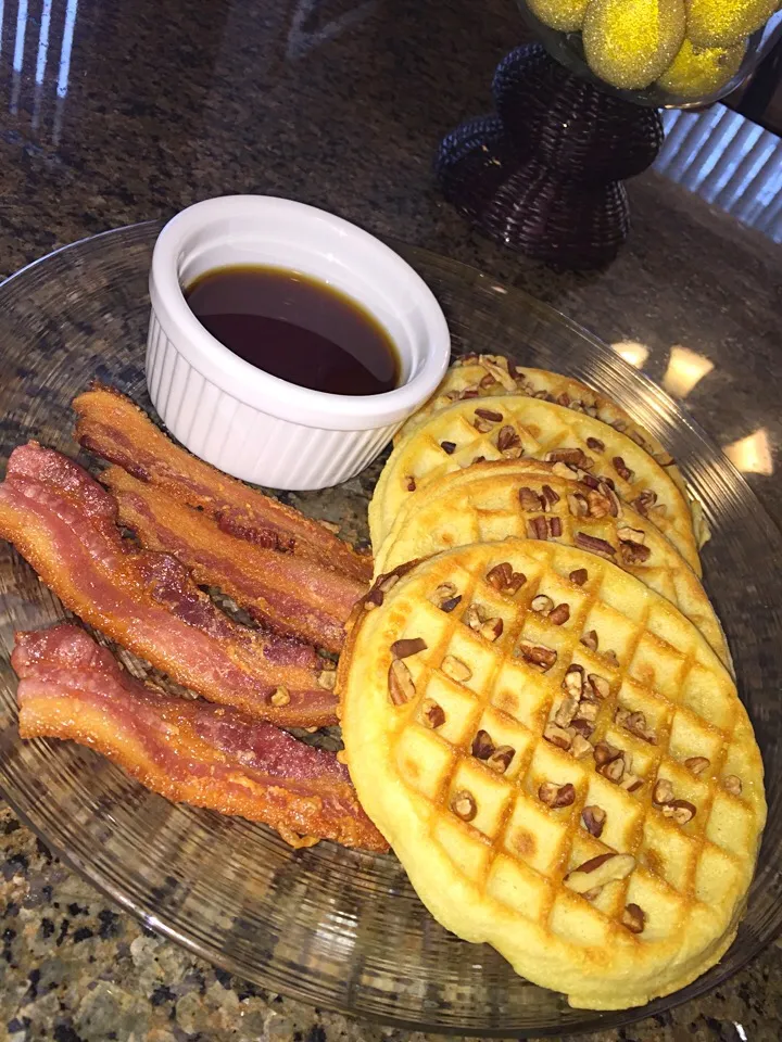 Pecan waffles|Tawanjaさん