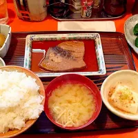 味安 メカジキ煮付け定食|まこさん