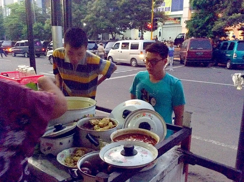 Nasi Gudeg|Bambang Budiono Tjioさん