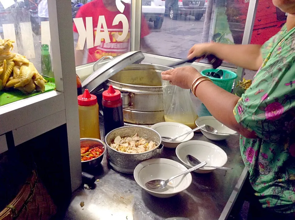 Soto Ayam|Bambang Budiono Tjioさん