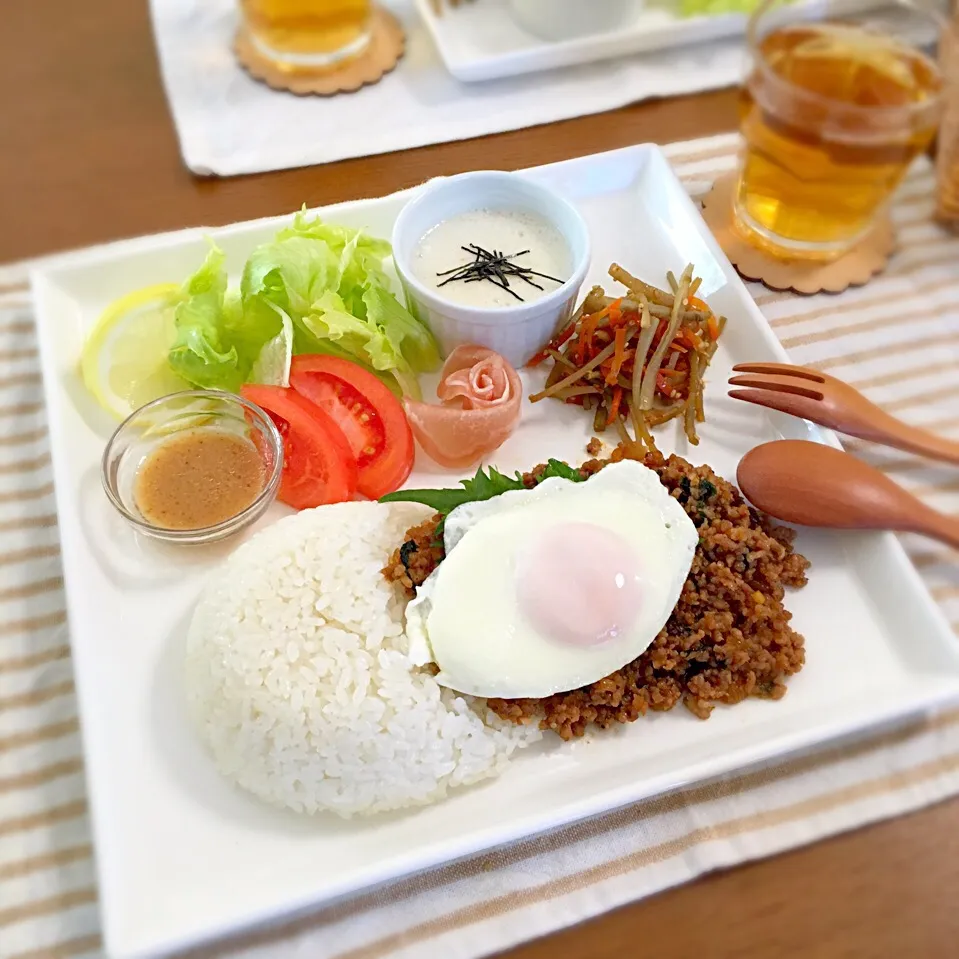 大葉で🌿和風ガパオライス🍴|むぎママさん