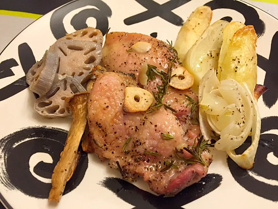 先ほどの天板がオーブンから出てきたら焼鳥🐔が出来てきましたわ😋|にゃあ（芸名）さん