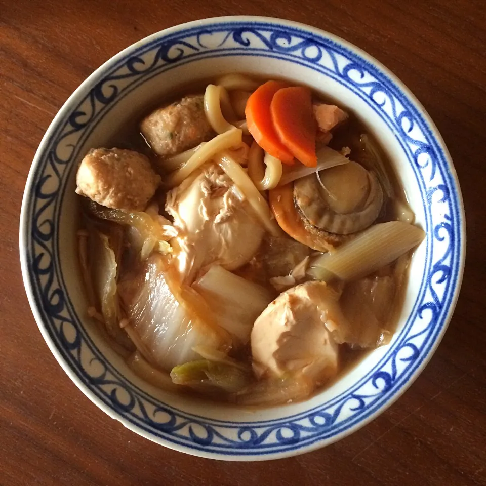 昨夜の寄せ鍋の残りを鍋焼きうどんにアレンジ|マユマユさん