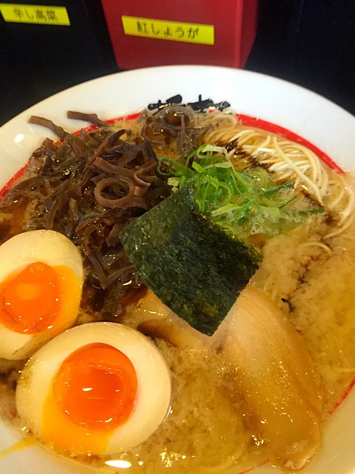 初代哲麺 醤油豚骨|るい姉さん