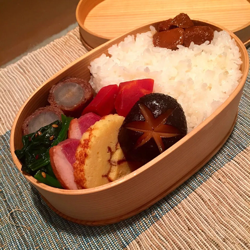 Snapdishの料理写真:1/4 お弁当|mapleさん