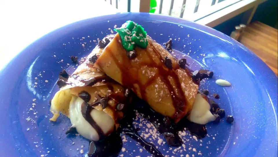 mint chocolate chip crepe|Brent Dominyさん