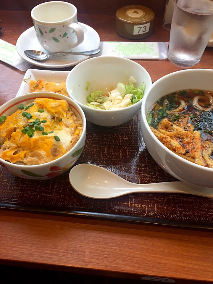 うどん親子丼セット|Yuto Mutohさん