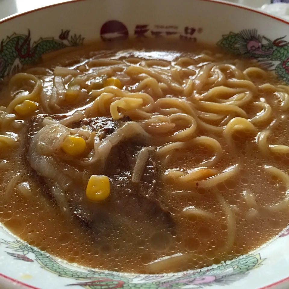 セブンの味噌ラーメン(◍•ڡ•◍)❤|いつみさん