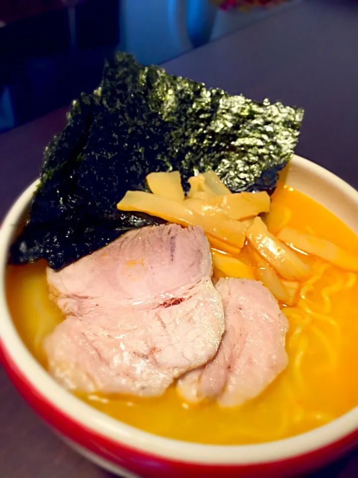 Snapdishの料理写真:手作りﾁｬｰｼｭｰ🐷＋🍜
えび一幻うまーーーい✨|eriさん