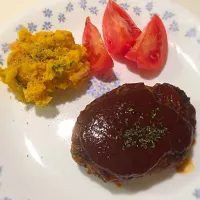 ブロッコリー&人参入りカレーデミハンバーグ
ポン酢マヨのパンプキンポテトサラダ|黒猫飲茶さん