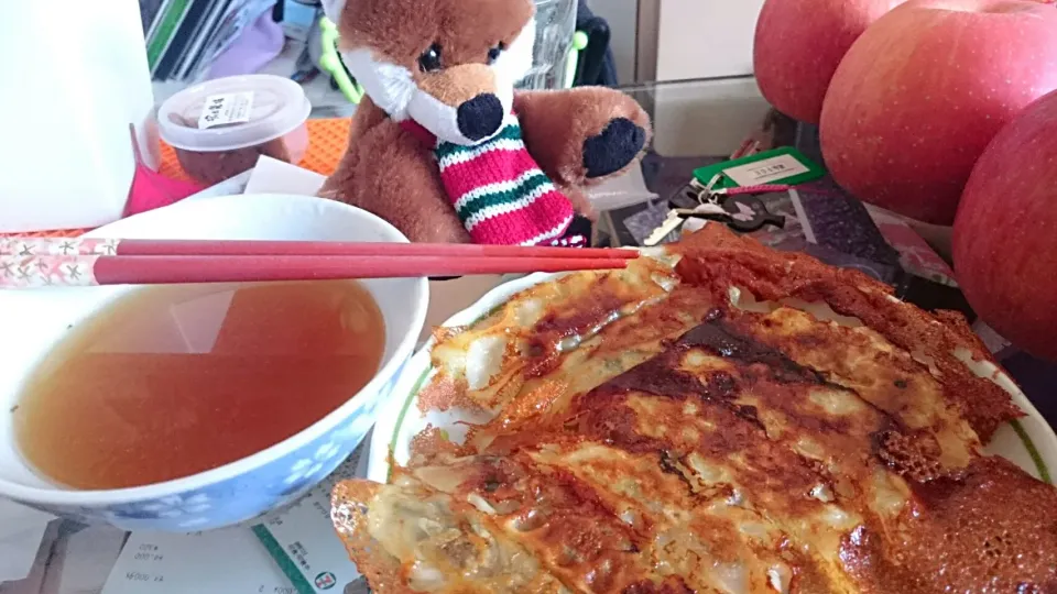 Gyouza with onion consomme
焼餃子とオニオンコンソメ|Maiさん