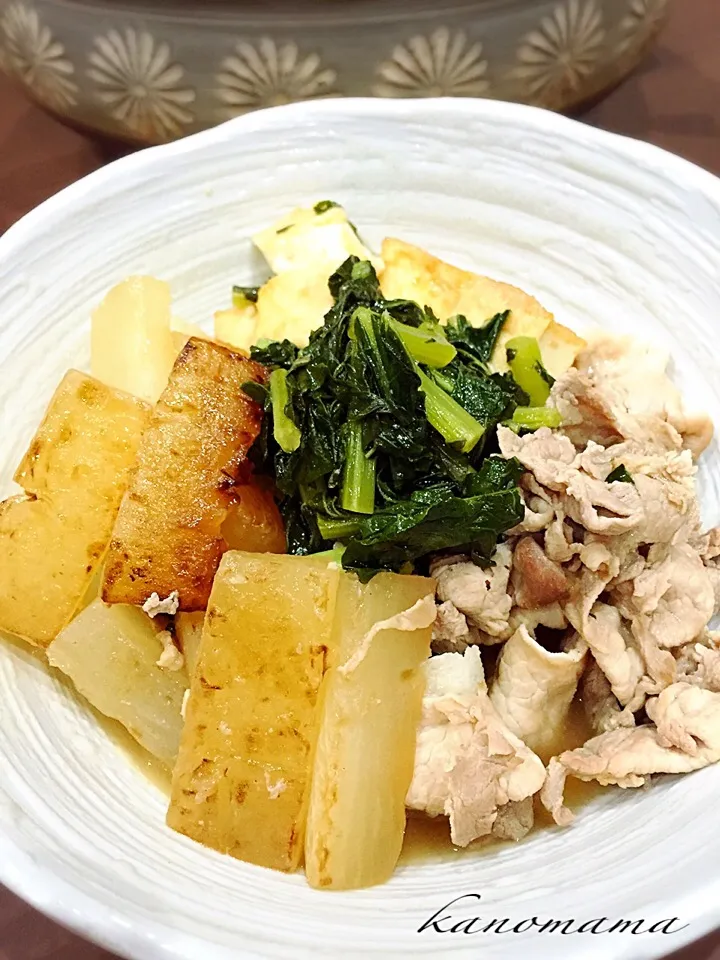 ゆきさんの料理 大根と豚肉のナンプラーこっくり煮♪ ハイボール♪|ゆきさん