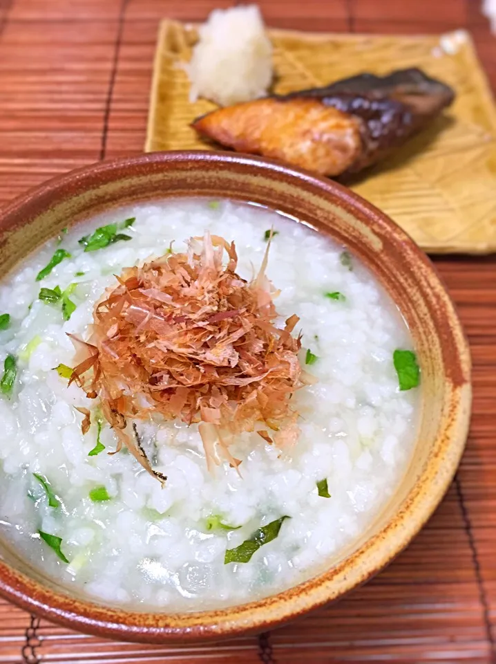 おばん菜割烹みのるさんの料理  大根粥（七草入り）|アッチさん