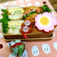 Snapdishの料理写真:旦那さんの朝ごパン弁当♪