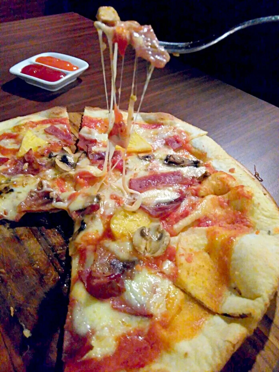 #tropicale #Pizza|Nia Wibiyanaさん