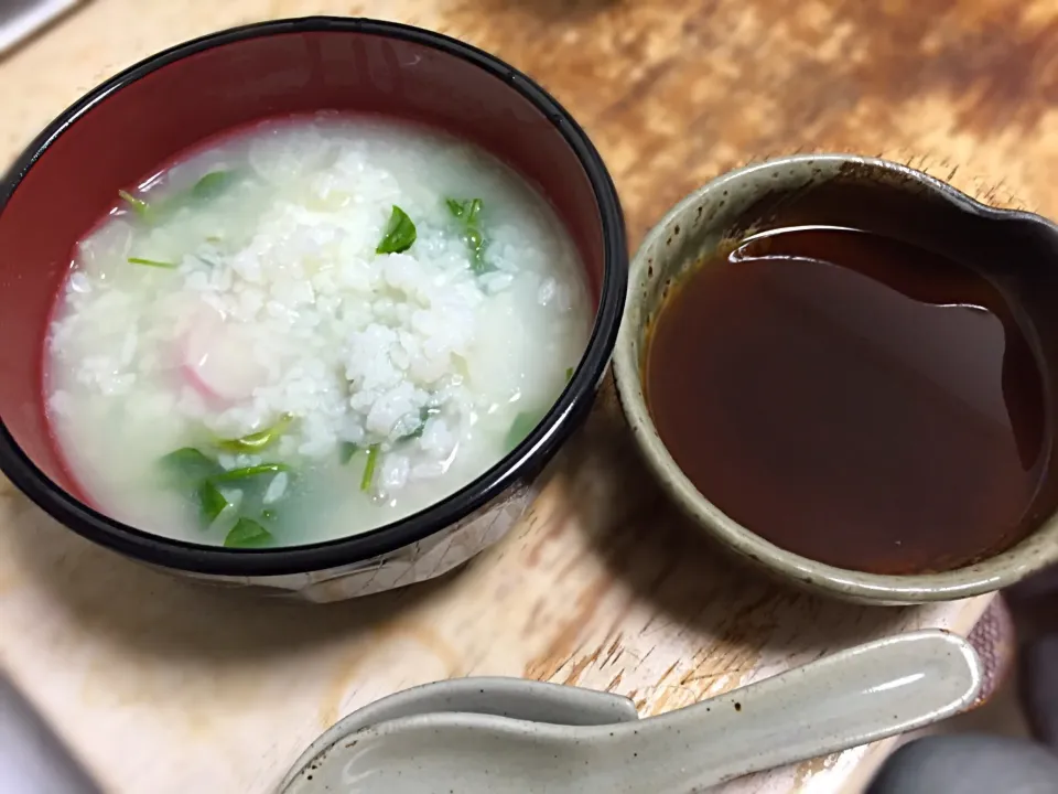 Snapdishの料理写真:七草粥…鰹と昆布の出汁醤油|平大さん