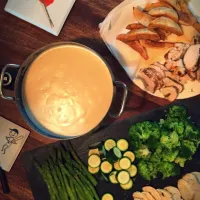 Snapdishの料理写真:チーズフォンデュ/Cheese fondue