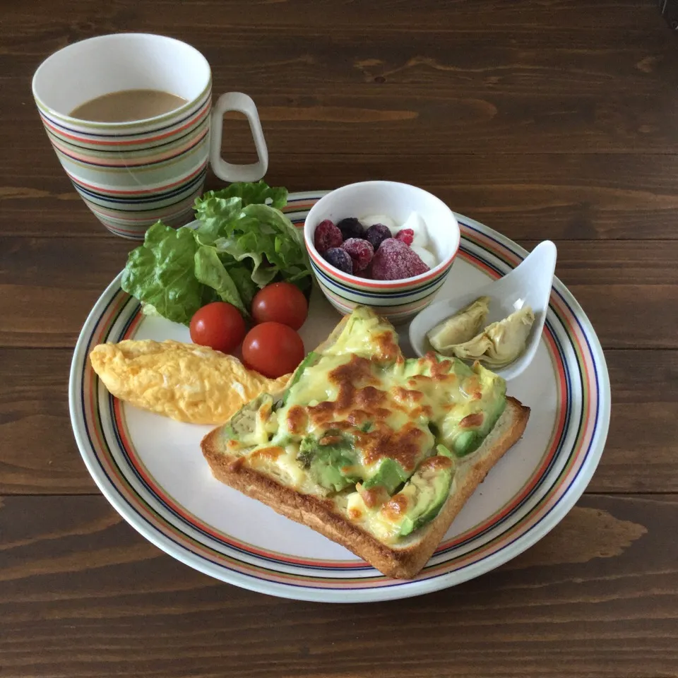 今日の朝ごはん|ぺんぎんさん