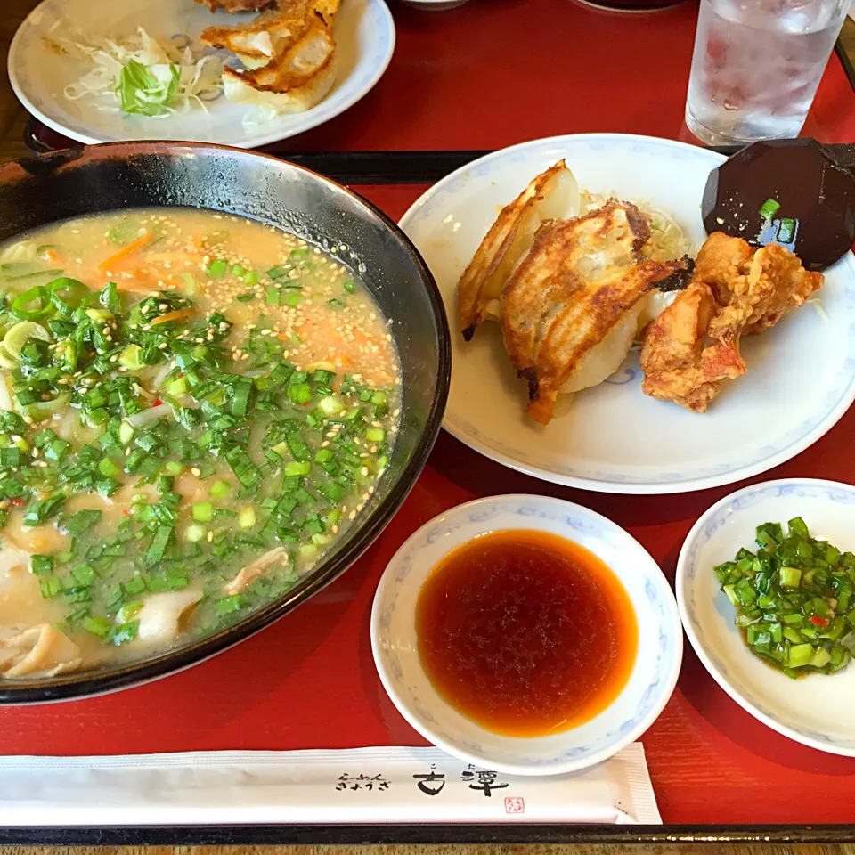 古潭ラーメン*\(^o^)/*🍜|すかラインさん