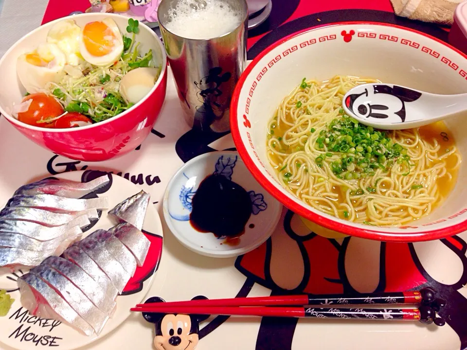 Snapdishの料理写真:きゃべつかいわれぷちとまとさらだにたまごのせ

はーぶさばさしみ

あごだしらーめん|ミッキーまうすさん