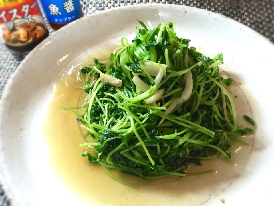 ゆりえさんの料理 豆苗のナンプラー炒め💚激リピです🙇|ぷっくりんこ💙さん