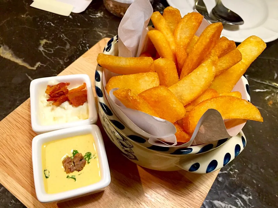 Potato chips @ Sukhumvit 26th.BKK|Chalinee Kalyanamitraさん