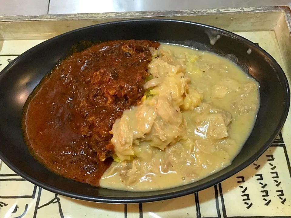 両がけ2色カレー(インドカレー&ホワイトカレー)大盛|カリー仙人さん