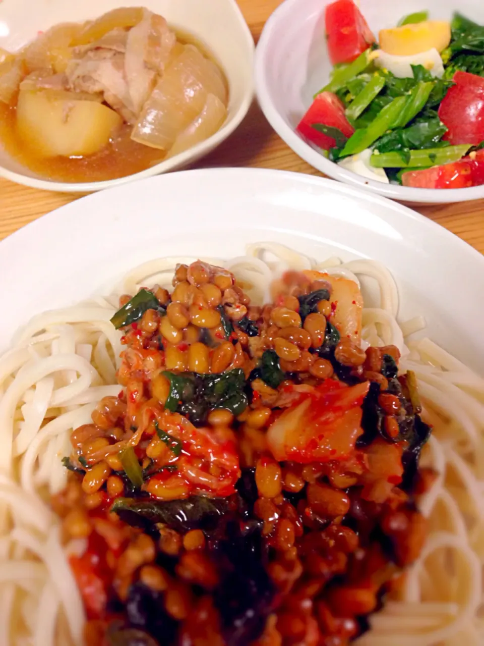 納豆キムチ&おかわかめのネバネバうどん|ともさん