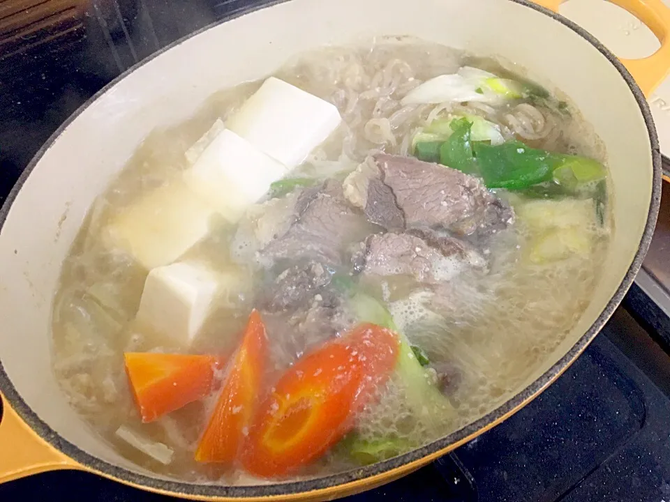 ぼたん鍋🍲お隣さんから猪肉をお福分けいただいたので❤️|かわちさん