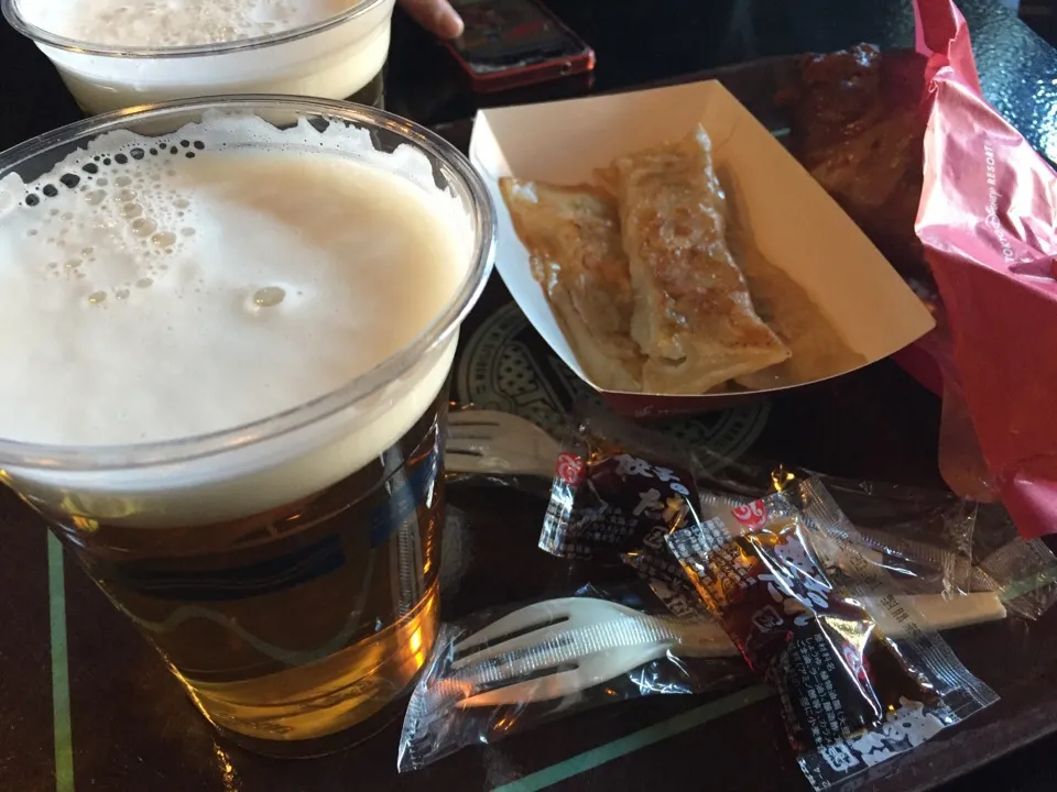 餃子とビール|りをさん