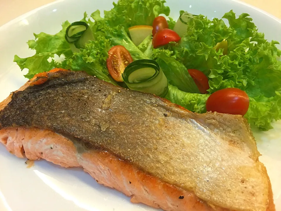 Pan fried salmon fillet|Yvonne C.さん