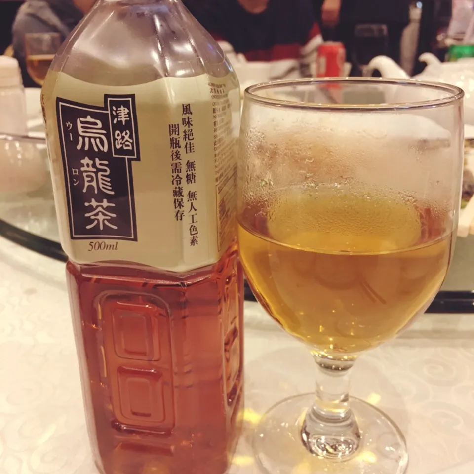 Family dinner : Oolong Tea and Long Brow Tea|Suyi Chanさん