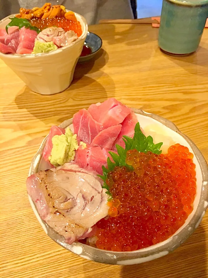 Snapdishの料理写真:築地 海鮮丼|のんさん