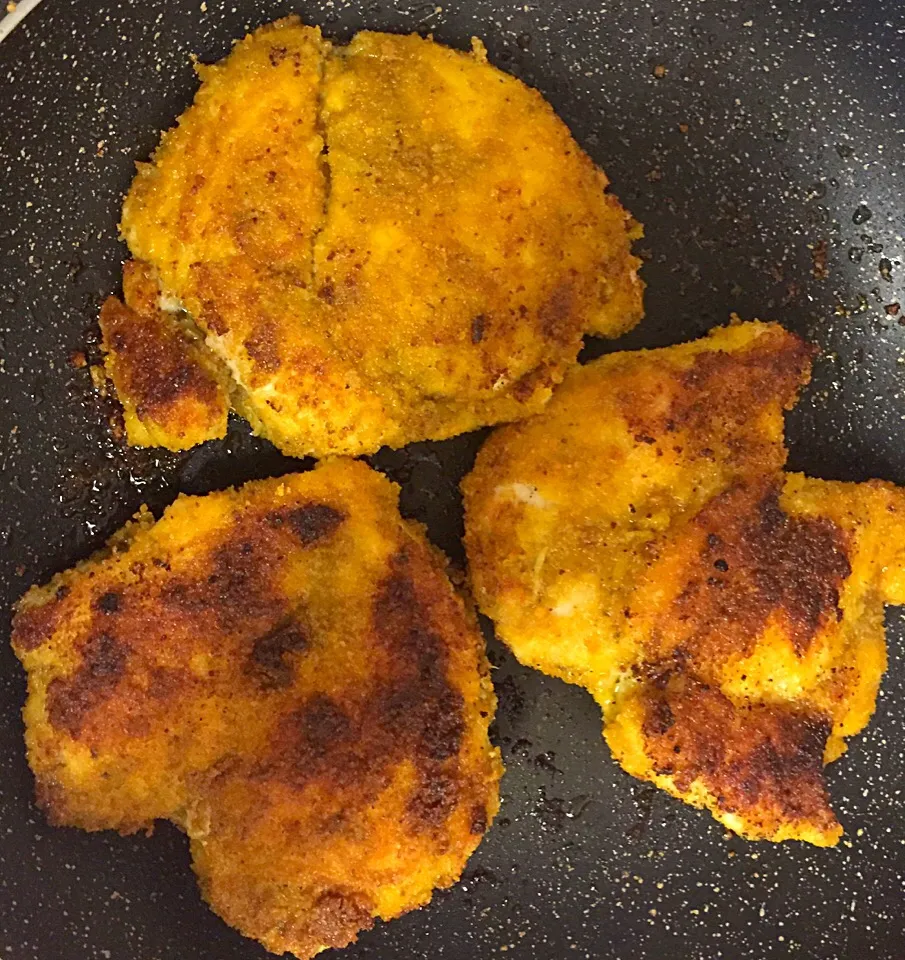 Breaded chicken with pesto and mustard|mokshさん