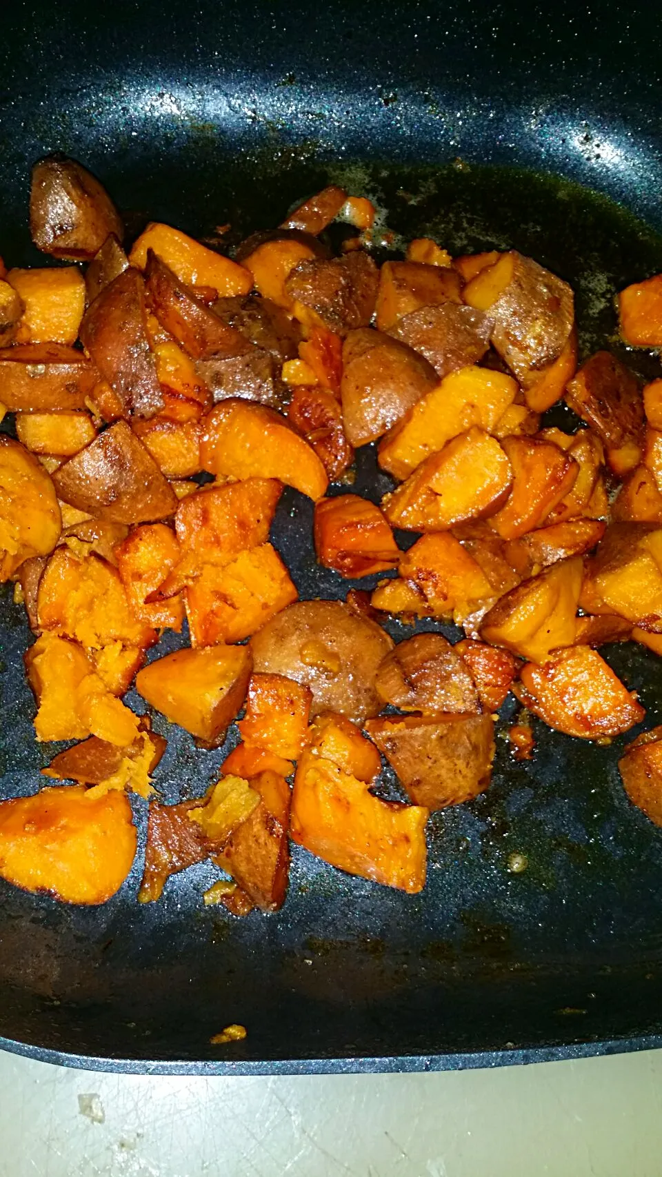 Snapdishの料理写真:pan fried sweet potatoes|Lacey Jenkins-Olsenさん