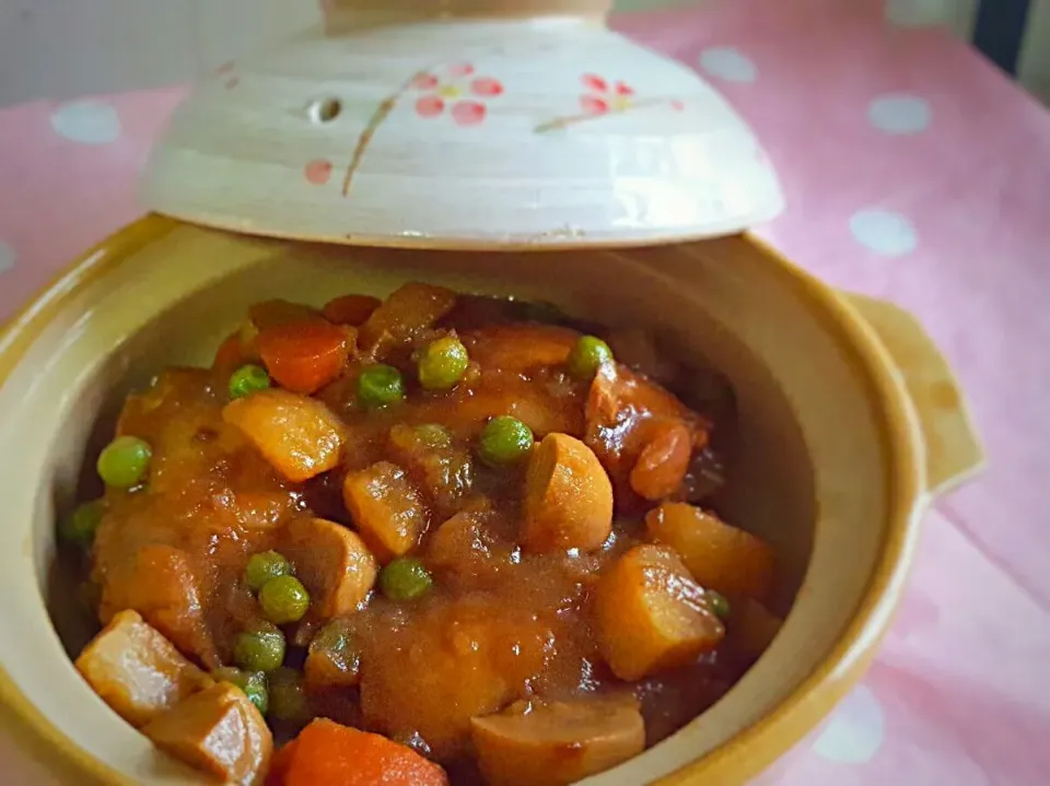 claypot chicken stew for lunch|Chua Jeanさん