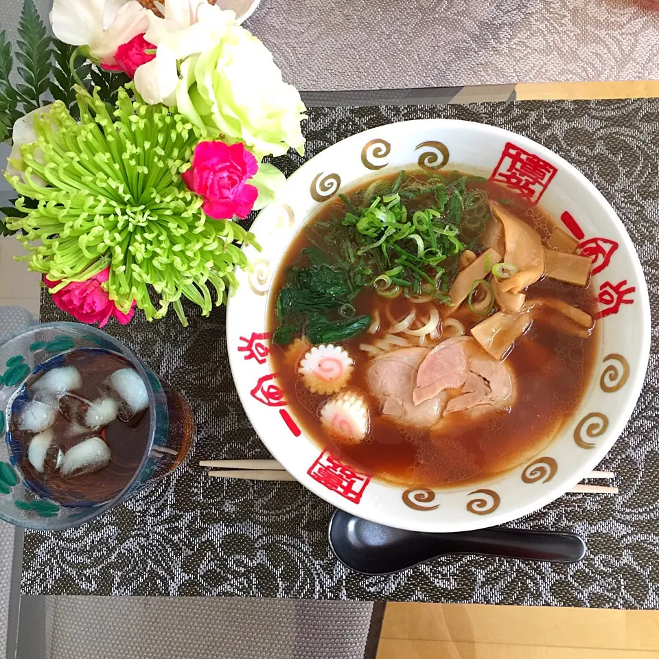 主人のランチ❤︎醤油とんこつラーメン|Makinsさん